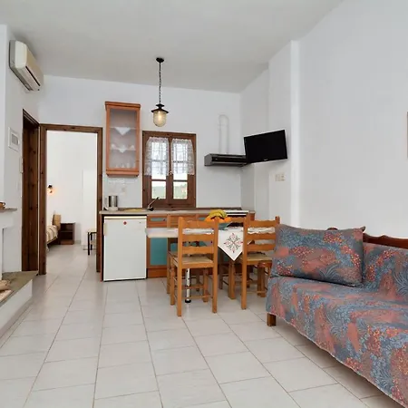 House Katia アパート